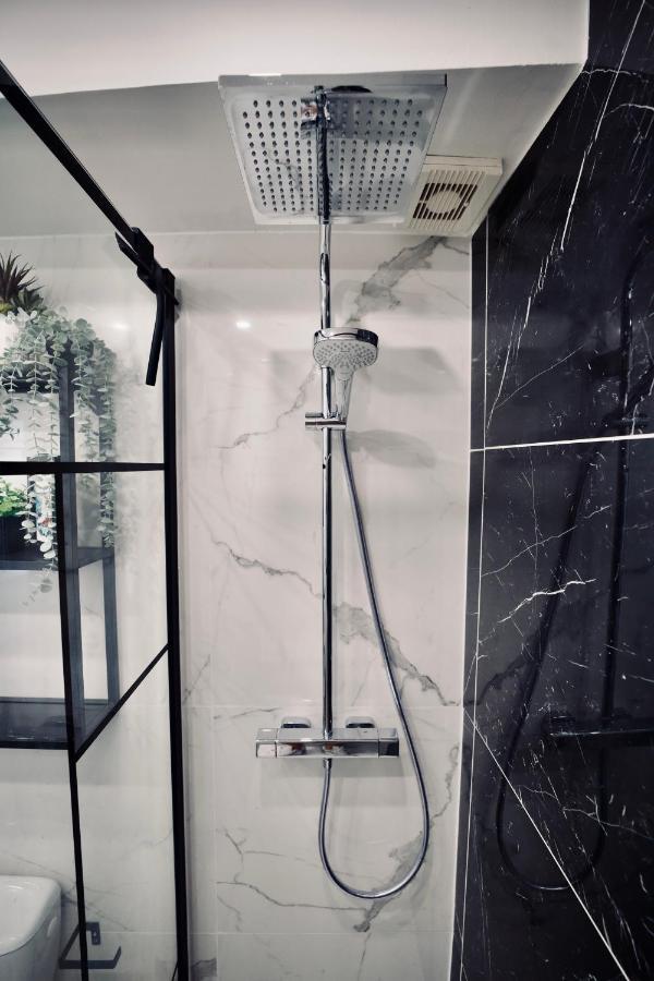 New ! Superbe Studio Vieux Nice - Climatise Luaran gambar